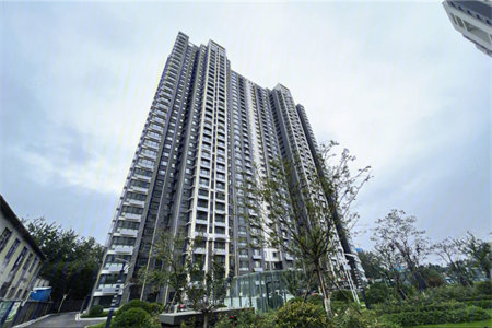 九鑫花园3室2厅1卫76万126m2出售